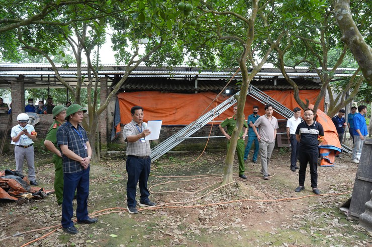 Thanh Oai quyết liệt cưỡng chế, phá dỡ các công trình xây dựng vi phạm trên đất công- Ảnh 11.
