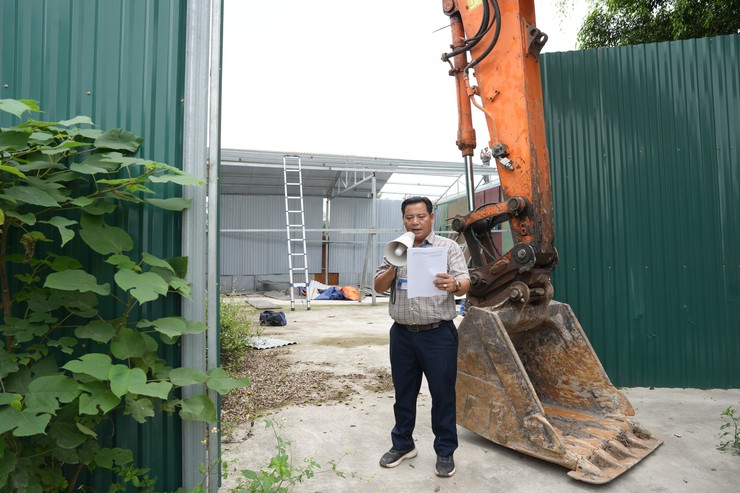 Thanh Oai quyết liệt cưỡng chế, phá dỡ các công trình xây dựng vi phạm trên đất công- Ảnh 14.