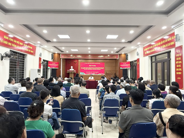 Phường Khương Đình tổ chức Hội nghị đối thoại về dự thảo phương án bồi thường, hỗ trợ, tái định cư dự án đường Vành đai 2,5- Ảnh 1.