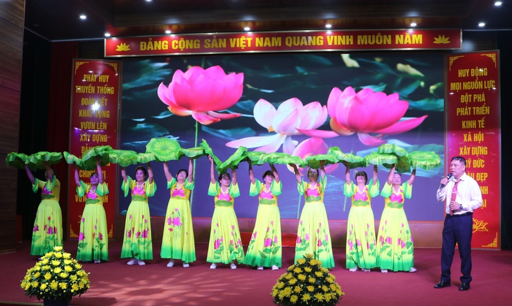 Hội người cao tuổi xã Mỹ Đức tổ chức liên hoan tiếng hát dân ca người cao tuổi lần thứ nhất năm 2026- Ảnh 4.
