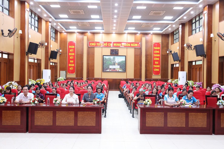 Khai mạc lớp bồi dưỡng kỹ năng nghiệp vụ công tác Hội Phụ nữ năm 2026- Ảnh 1.