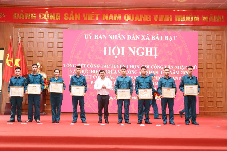 Xã Bất Bạt: Tổng kết công tác tuyển chọn, gọi công dân nhập ngũ và thực hiện nghĩa vụ tham gia Công an nhân dân năm 2026- Ảnh 7.