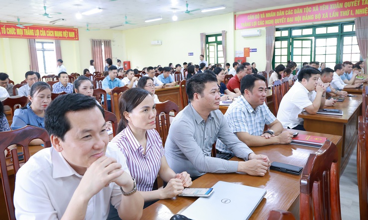 Xã Yên Xuân: Hội nghị tập huấn triển khai hệ thống HaNoiWork- Ảnh 5.