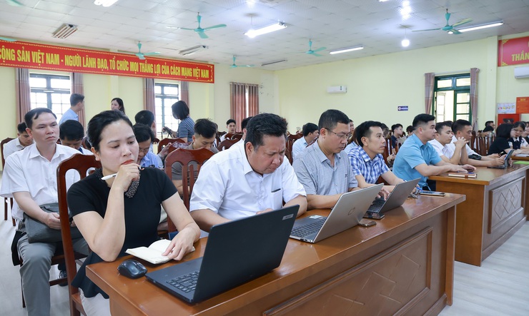 Xã Yên Xuân: Hội nghị tập huấn triển khai hệ thống HaNoiWork- Ảnh 4.