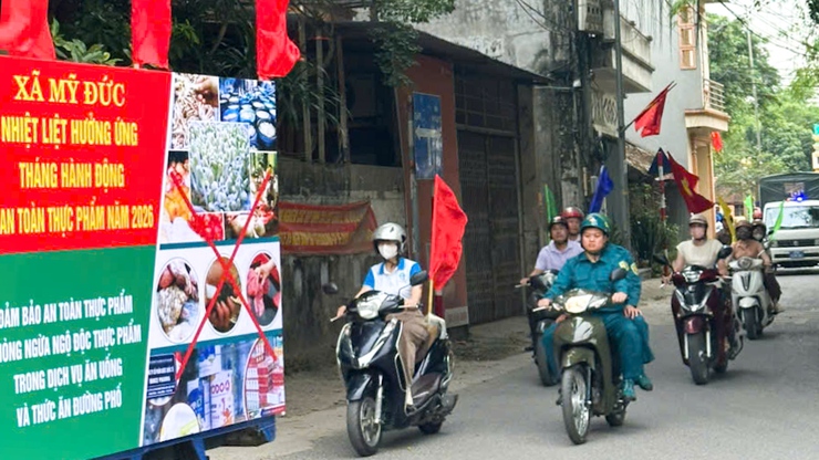 Xã Mỹ Đức diễu hành truyền thông lưu động hưởng ứng “Tháng hành động vì an toàn thực phẩm” năm 2026- Ảnh 13.