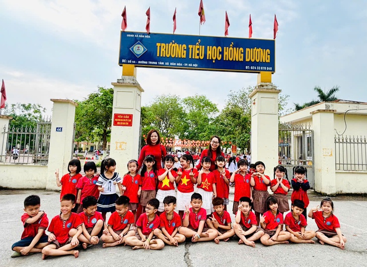 TRẢI NGHIỆM "EM LÀ HỌC SINH LỚP 1" – HÀNH TRANG CHO BÉ 5 TUỔI TRƯỜNG MẦM NON HỒNG DƯƠNG- Ảnh 1.