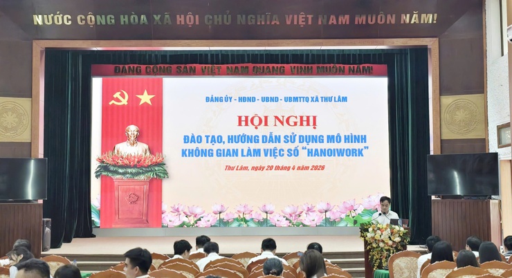 Đảng ủy – HĐND – UBND – UB MTTQ xã Thư Lâm tổ chức Hội nghị đào tạo, hướng dẫn sử dụng mô hình không gian làm việc số “Hanoiwork”.- Ảnh 4.