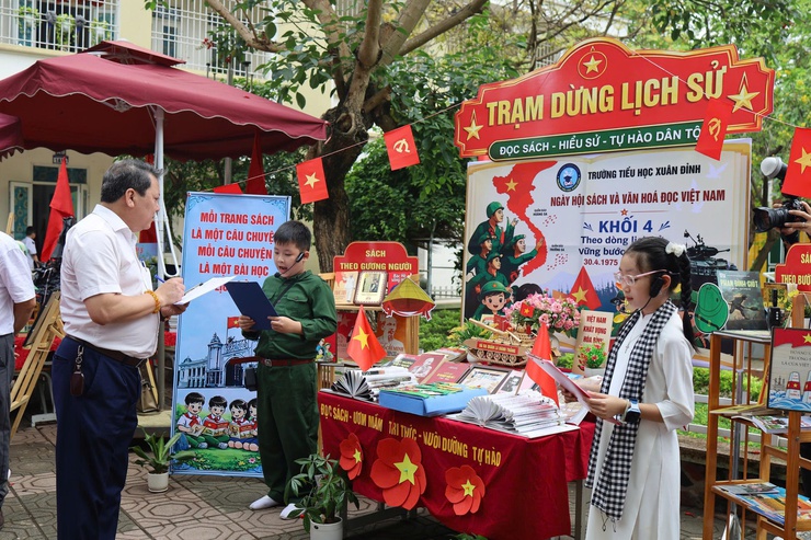 Lan tỏa văn hóa đọc từ cơ sở: Xuân Đỉnh tổ chức nhiều hoạt động ý nghĩa hưởng ứng Ngày Sách và Văn hóa đọc Việt Nam năm 2026- Ảnh 7.