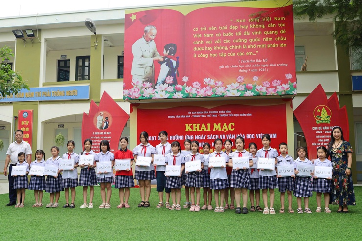 Lan tỏa văn hóa đọc từ cơ sở: Xuân Đỉnh tổ chức nhiều hoạt động ý nghĩa hưởng ứng Ngày Sách và Văn hóa đọc Việt Nam năm 2026- Ảnh 9.