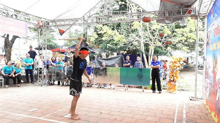 Trò chơi dân gian- Nét đẹp văn hoá trong lễ hội Bình Đà- Ảnh 5.