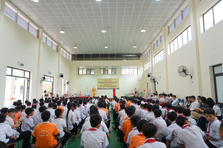 Xã Hoà Phú tổ chức Khai mạc Ngày Sách và Văn hóa đọc Việt Nam lần thứ 5 và Hội thi xếp sách nghệ thuật năm 2026- Ảnh 5.