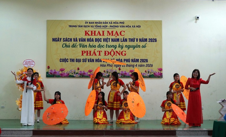 Xã Hoà Phú tổ chức Khai mạc Ngày Sách và Văn hóa đọc Việt Nam lần thứ 5 và Hội thi xếp sách nghệ thuật năm 2026- Ảnh 6.
