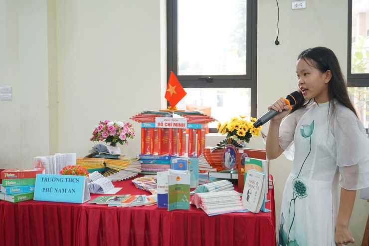 Xã Hoà Phú tổ chức Khai mạc Ngày Sách và Văn hóa đọc Việt Nam lần thứ 5 và Hội thi xếp sách nghệ thuật năm 2026- Ảnh 7.