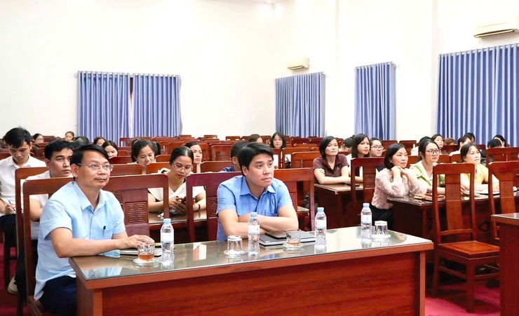 Hội nghị quán triệt, phổ biến, tuyên truyền Luật Dân số
số 113/2025/QH15
- Ảnh 2.