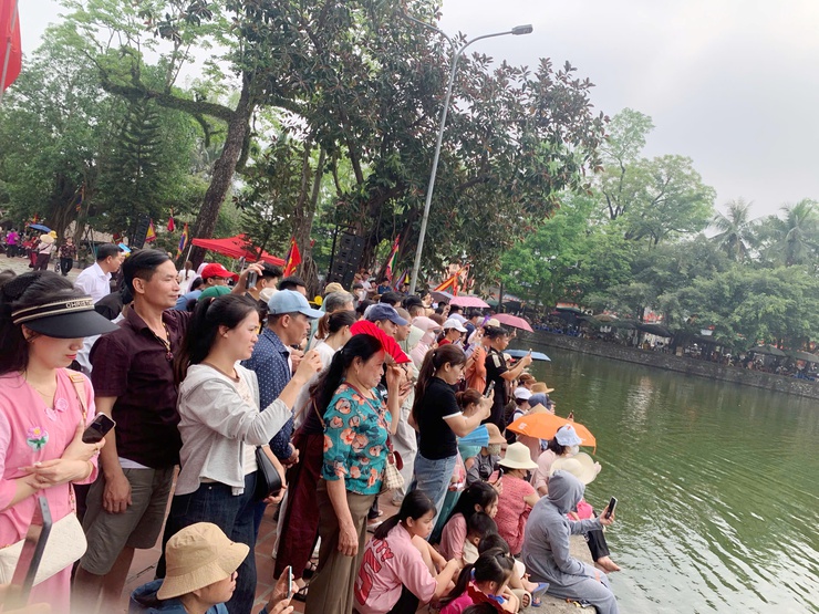 THĂNG HOA NGHỆ THUẬT MÚA RỐI NƯỚC TẠI THỦY ĐÌNH CHÙA THẦY – DẤU ẤN NGHỆ NHÂN ĐẤT QUỐC OAI- Ảnh 9.