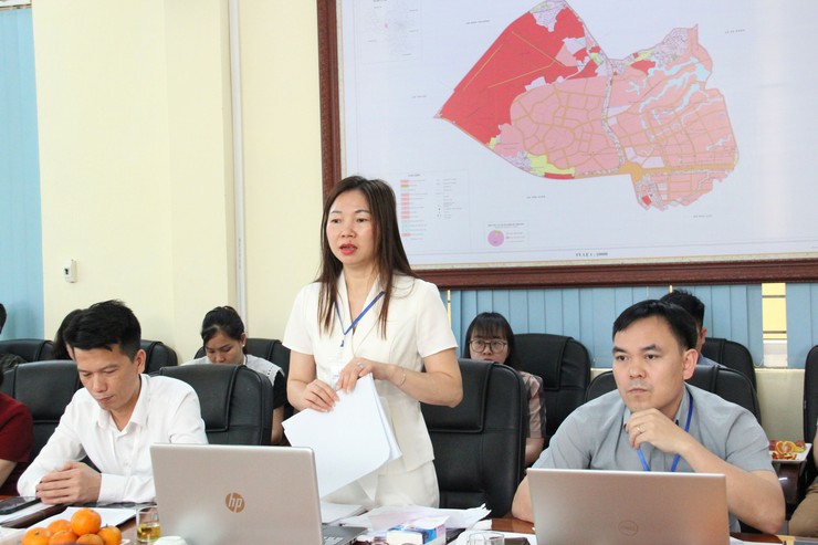 Thường trực Đảng ủy xã Hòa Lạc làm việc với UBND xã về nhiệm vụ văn hóa – xã hội năm 2026- Ảnh 7.