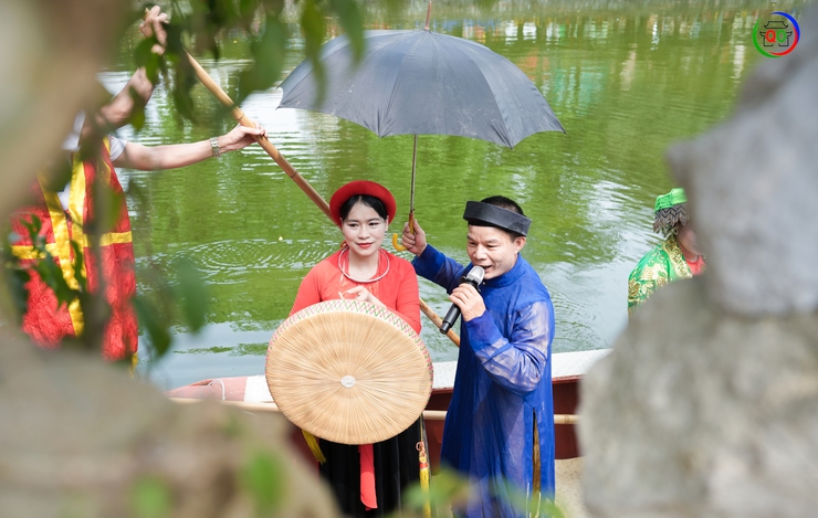 ĐẶC SẮC HÁT QUAN HỌ TRÊN THUYỀN RỒNG TẠI HỒ LONG TRÌ – DẤU ẤN VĂN HÓA TRUYỀN THỐNG TRONG LỄ HỘI CHÙA THẦY 2026- Ảnh 4.