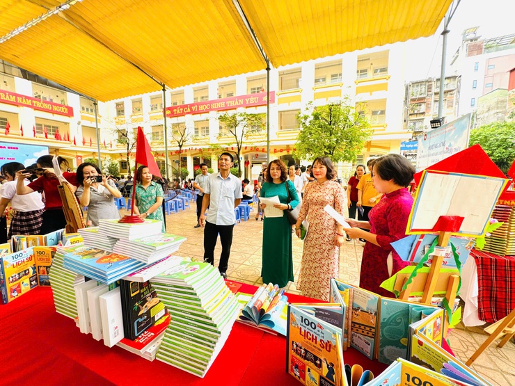 Khơi nguồn tri thức, thắp lửa đam mê đọc sách tại Ba Đình- Ảnh 14.