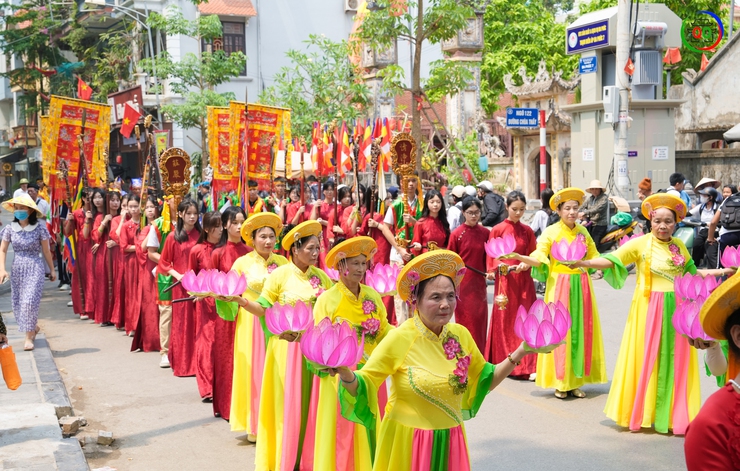 Thôn Đa Phúc tổ chức rước lễ, tế lễ tưởng niệm Thiền sư Từ Đạo Hạnh trong khuôn khổ Lễ hội Chùa Thầy- Ảnh 2.