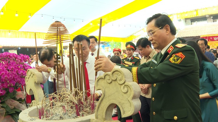 Xã Hát Môn tổ chức Lễ dâng hương tưởng niệm 1983 năm ngày giỗ Hai Bà Trưng- Ảnh 18.