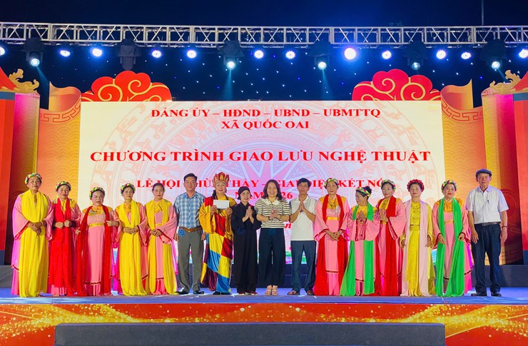 QUỐC OAI TỔ CHỨC ĐÊM GIAO LƯU VĂN NGHỆ "LỄ HỘI CHÙA THẦY – VŨ ĐIỆU KẾT NỐI"- Ảnh 25.