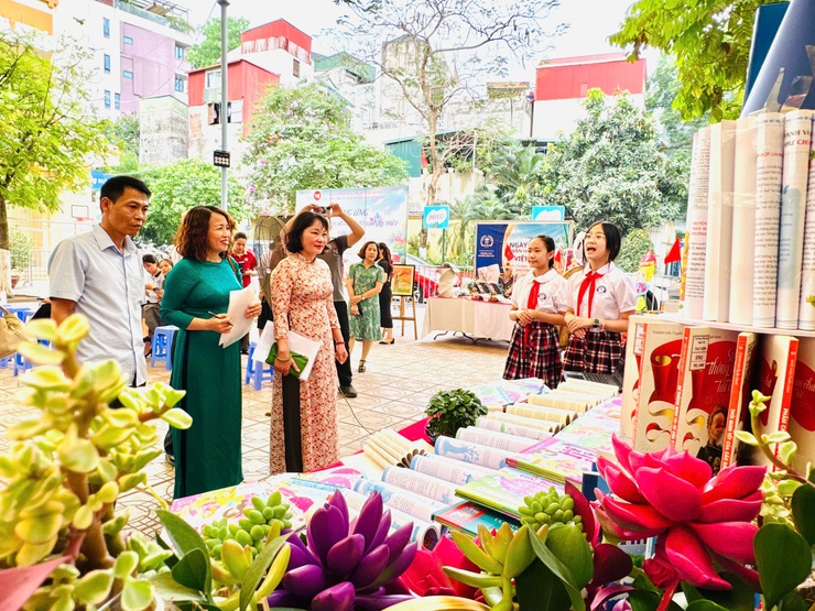 Khơi nguồn tri thức, thắp lửa đam mê đọc sách tại Ba Đình- Ảnh 6.