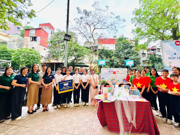 Khơi nguồn tri thức, thắp lửa đam mê đọc sách tại Ba Đình- Ảnh 30.