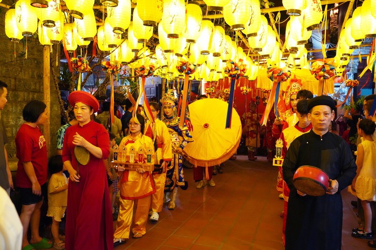 Rộn ràng lễ hội "Cờ người – Nét đẹp văn hóa truyền thống Việt"- Ảnh 4.