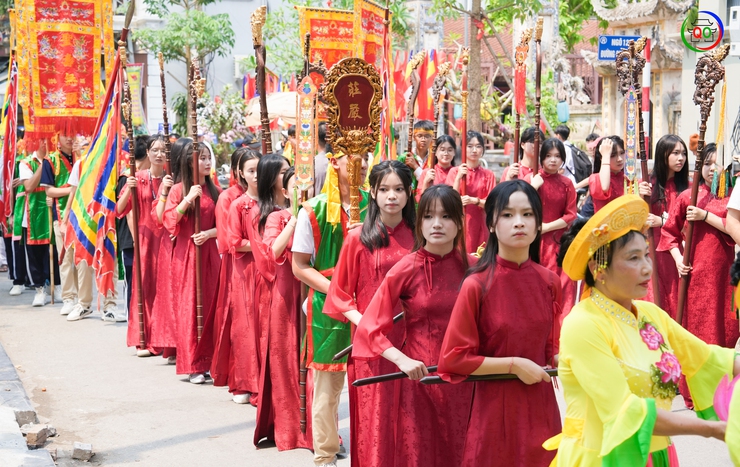 Thôn Đa Phúc tổ chức rước lễ, tế lễ tưởng niệm Thiền sư Từ Đạo Hạnh trong khuôn khổ Lễ hội Chùa Thầy- Ảnh 4.