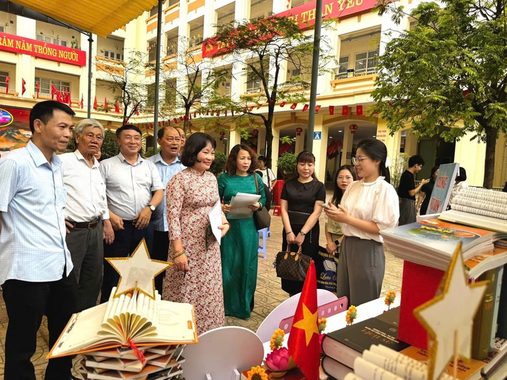 Khơi nguồn tri thức, thắp lửa đam mê đọc sách tại Ba Đình- Ảnh 36.