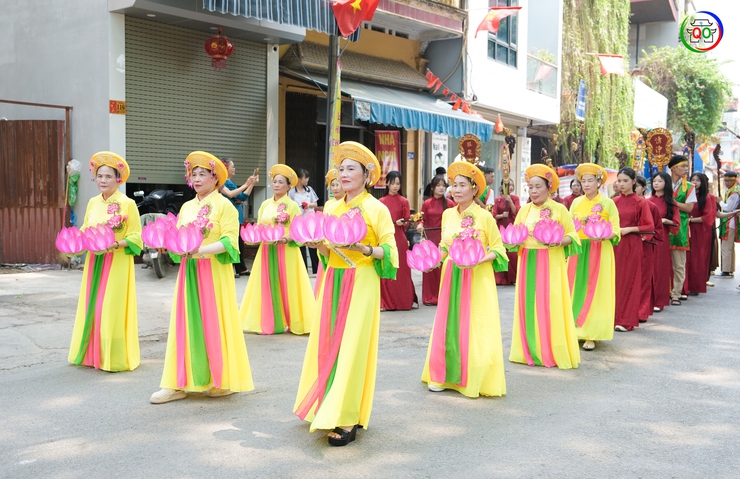 Thôn Đa Phúc tổ chức rước lễ, tế lễ tưởng niệm Thiền sư Từ Đạo Hạnh trong khuôn khổ Lễ hội Chùa Thầy- Ảnh 6.