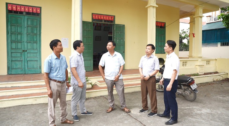 Ban Kinh tế - Ngân sách, HĐND xã tổ chức giám sát công tác quản lý, khai thác, sử dụng các nhà văn hoá, khu vui chơi trên địa bàn xã - Ảnh 6.