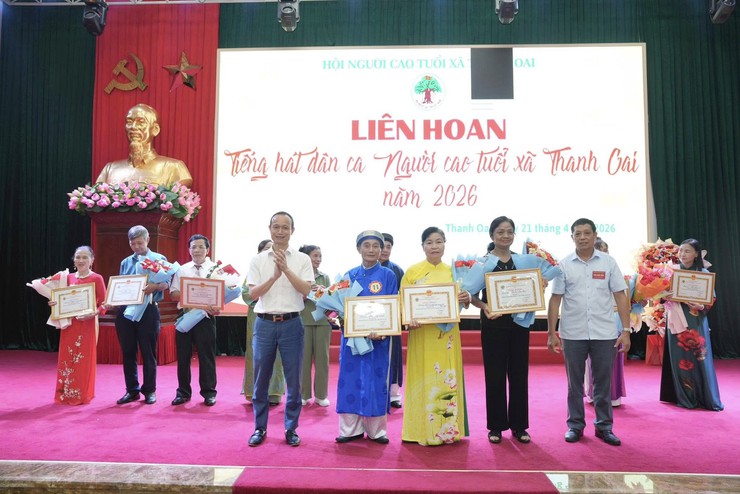 Liên hoan Tiếng hát Dân ca Người cao tuổi xã Thanh Oai năm 2026 thành công tốt đẹp- Ảnh 13.