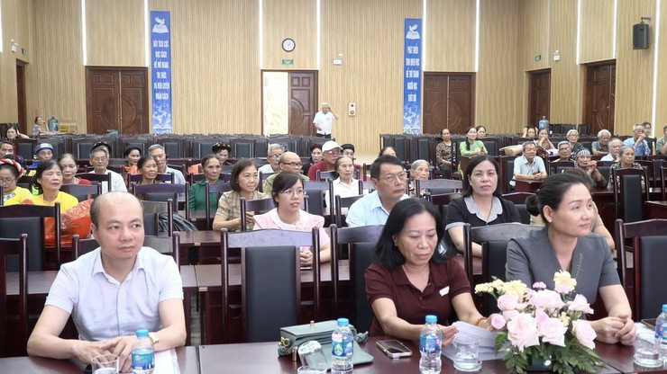 Liên hoan Tiếng hát Dân ca Người cao tuổi xã Thanh Oai năm 2026 thành công tốt đẹp- Ảnh 1.