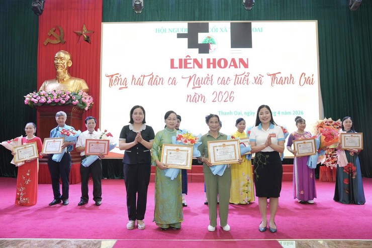 Liên hoan Tiếng hát Dân ca Người cao tuổi xã Thanh Oai năm 2026 thành công tốt đẹp- Ảnh 12.