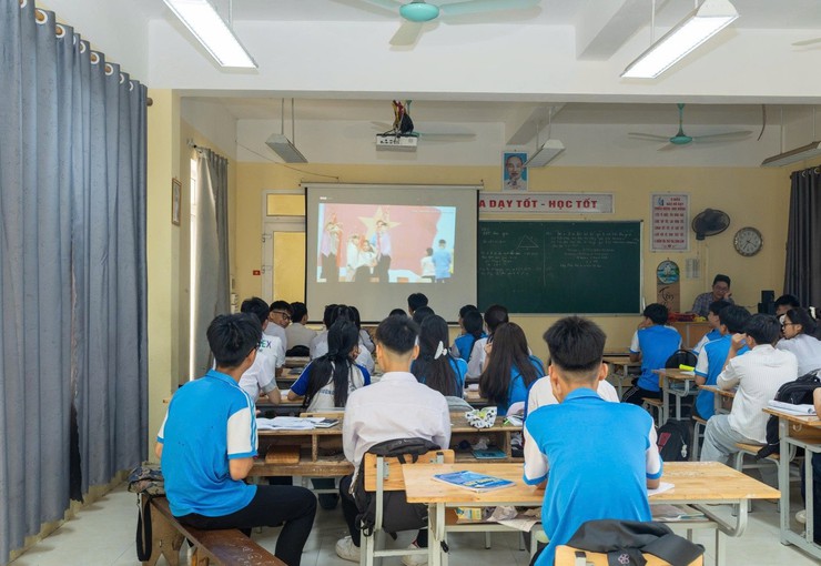 XÃ ỨNG THIÊN TỔ CHỨC TIẾP SÓNG CẦU TRUYỀN HÌNH “TIẾT HỌC GEN Z – TỰ HÀO HÀ NỘI, SỐNG CHUẨN AN TOÀN- Ảnh 5.