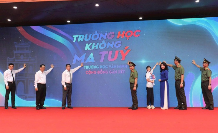 XÃ ỨNG THIÊN TỔ CHỨC TIẾP SÓNG CẦU TRUYỀN HÌNH “TIẾT HỌC GEN Z – TỰ HÀO HÀ NỘI, SỐNG CHUẨN AN TOÀN- Ảnh 2.