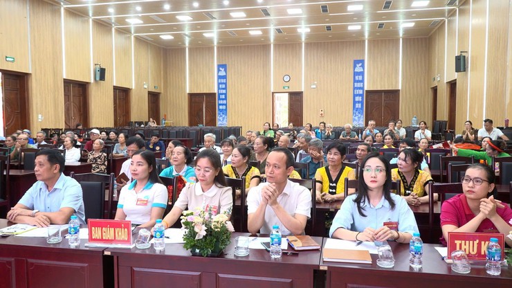 Liên hoan Tiếng hát Dân ca Người cao tuổi xã Thanh Oai năm 2026 thành công tốt đẹp- Ảnh 2.