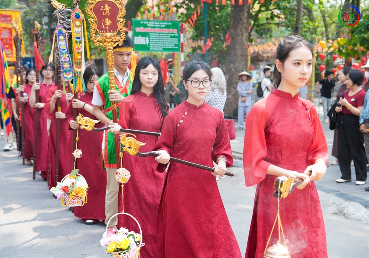 Thôn Đa Phúc tổ chức rước lễ, tế lễ tưởng niệm Thiền sư Từ Đạo Hạnh trong khuôn khổ Lễ hội Chùa Thầy- Ảnh 8.