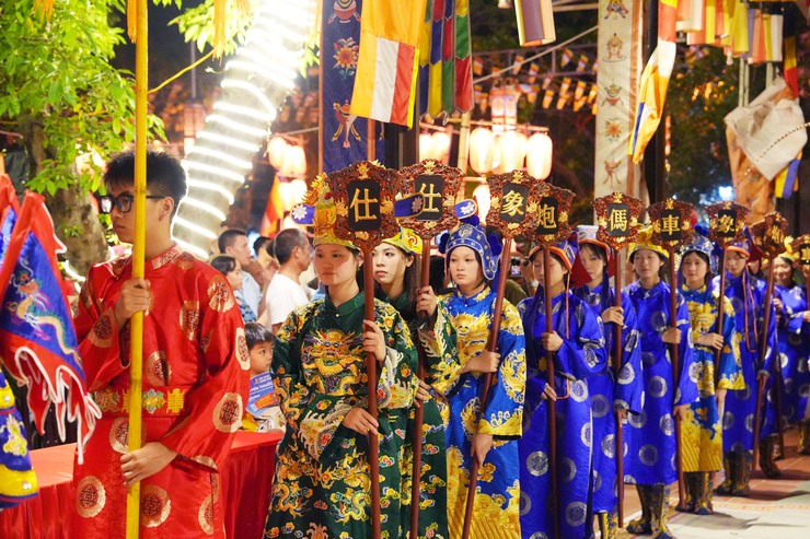 Rộn ràng lễ hội "Cờ người – Nét đẹp văn hóa truyền thống Việt"- Ảnh 9.