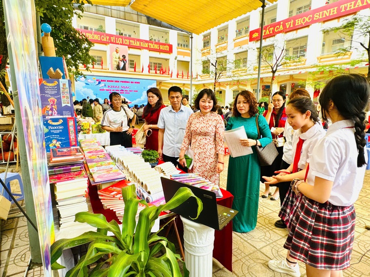 Khơi nguồn tri thức, thắp lửa đam mê đọc sách tại Ba Đình- Ảnh 29.