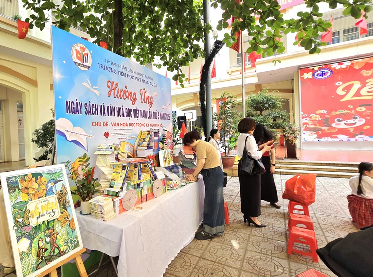 Khơi nguồn tri thức, thắp lửa đam mê đọc sách tại Ba Đình- Ảnh 23.