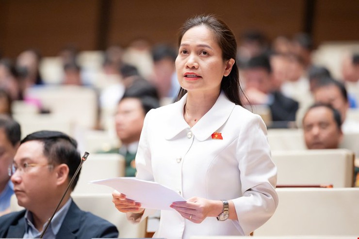 Tăng lương cơ sở, cải cách tiền lương xứng đáng với vị trí việc làm công chức cấp xã- Ảnh 1.