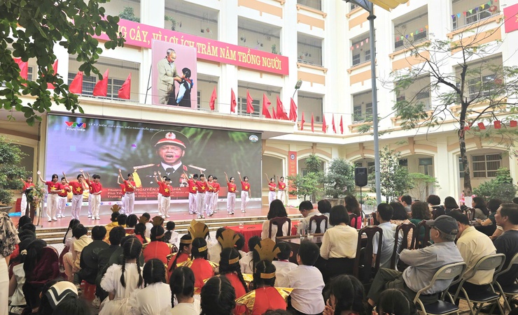 Khơi nguồn tri thức, thắp lửa đam mê đọc sách tại Ba Đình- Ảnh 22.