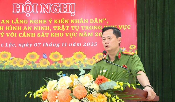 Công an xã Phúc Lộc: Chung tay khắc phục "05 điểm nghẽn" xây dựng xã "Trật tự - Kỷ cương - Văn minh - Hiện đại"- Ảnh 3.