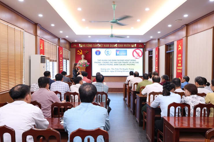 VÂN ĐÌNH TỔ CHỨC TẬP HUẤN PHÒNG, CHỐNG TÁC HẠI THUỐC LÁ NĂM 2026- Ảnh 3.