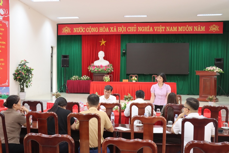 Đoàn giám sát HĐND xã Phú Xuyên triển khai giám sát công tác vệ sinh môi trường trên địa bàn- Ảnh 3.