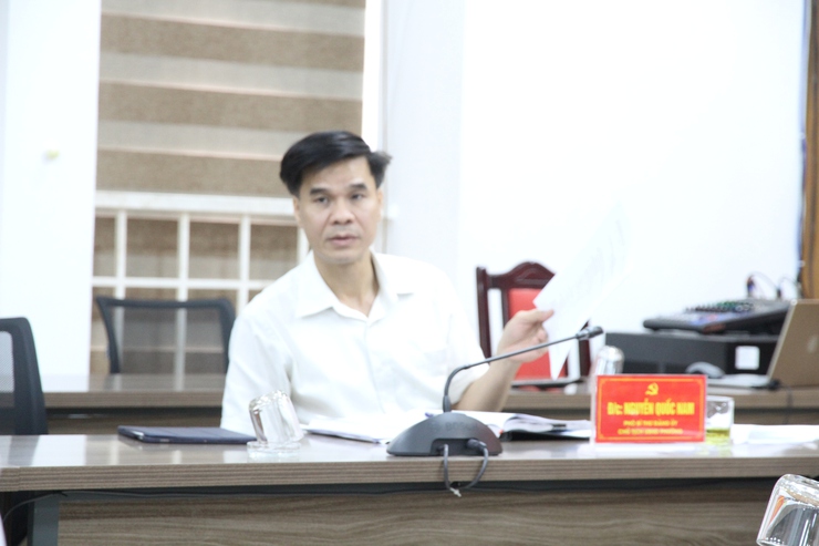 Đồng chí Bí thư Đảng ủy làm việc với UBND phường về tiến độ Giải phóng mặt bằng các dự án trên địa bàn phường Xuân Phương- Ảnh 2.