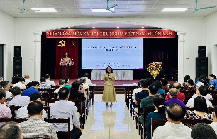 Phường Yên Hòa tổ chức Hội nghị bồi dưỡng kiến thức, kỹ năng tuyên truyền pháp luật năm 2026- Ảnh 3.