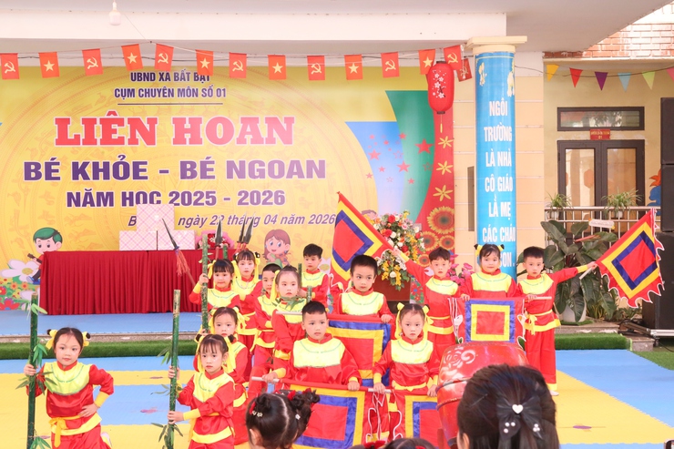 Liên hoan "Bé khỏe – Bé ngoan" cấp học mầm non xã Bất Bạt, năm học 2025–2026: Lan tỏa niềm vui, ươm mầm phát triển toàn diện- Ảnh 4.